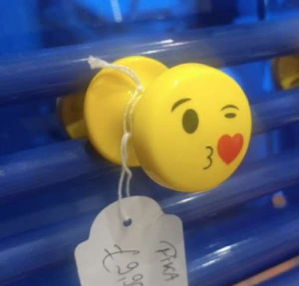 gancio per termoarredo smile 3